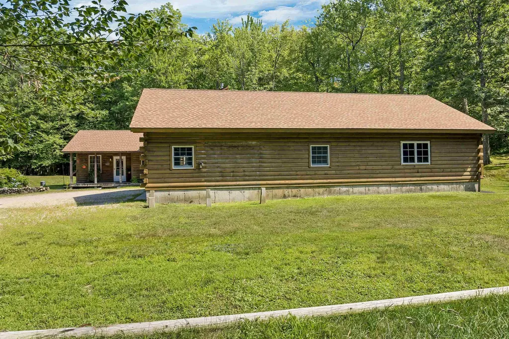 29 North Wolfeboro Road Wolfeboro NH 03894