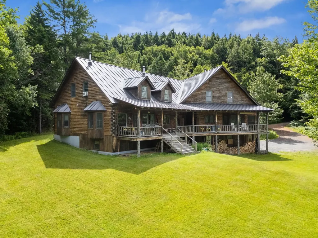 307 Lower Leriche Road Stowe VT 05672