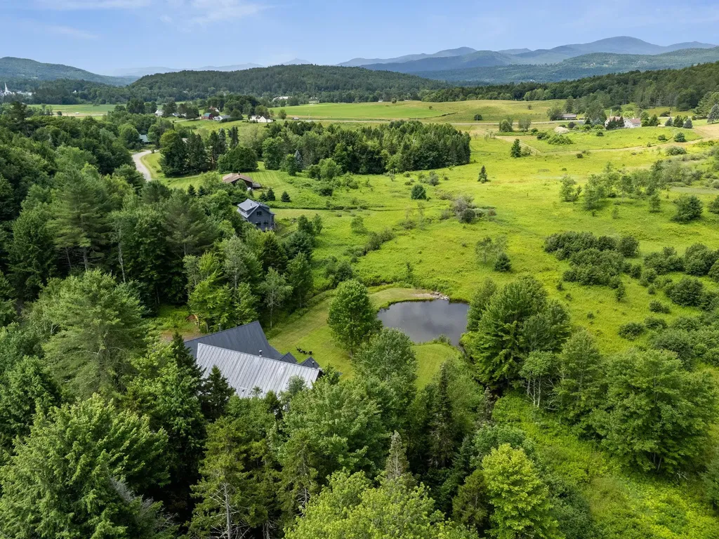 307 Lower Leriche Road Stowe VT 05672