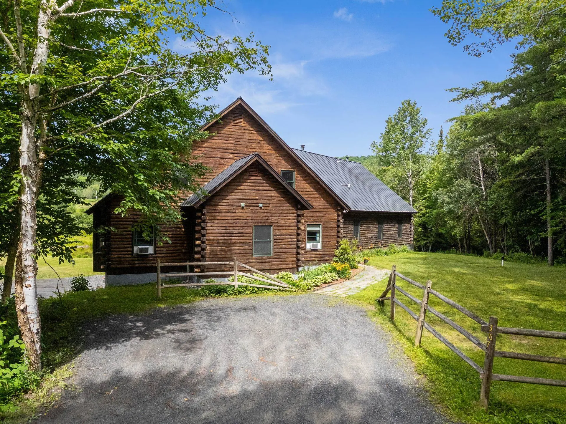 307 Lower Leriche Road Stowe VT 05672