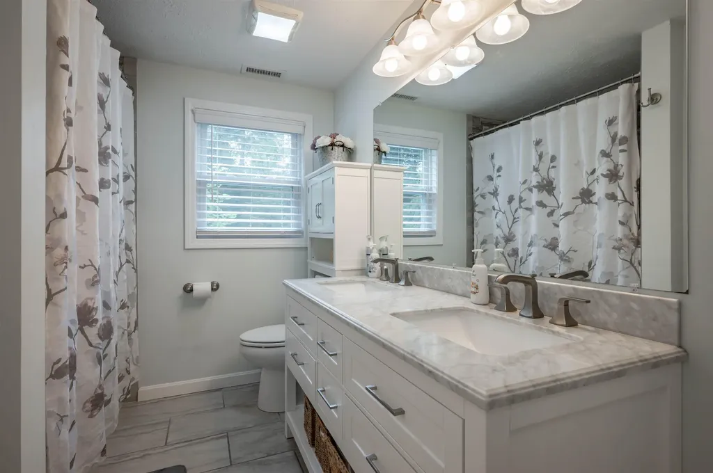 140 Robert Rogers Road Dunbarton NH 03046