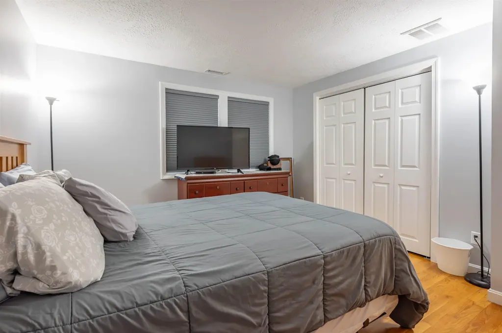 140 Robert Rogers Road Dunbarton NH 03046