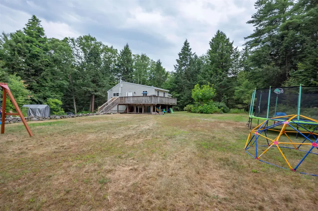 140 Robert Rogers Road Dunbarton NH 03046