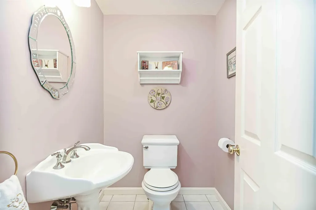 5 Asa Drive Bow NH 03304