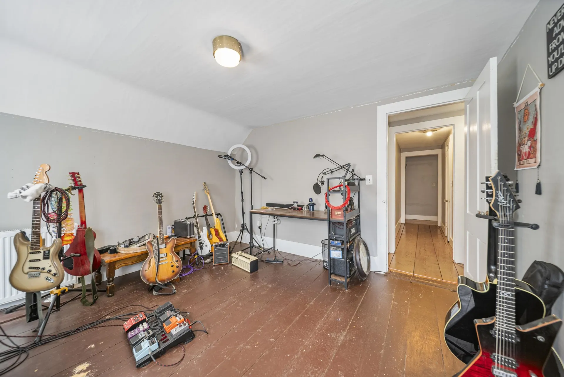 32 Union Street Hillsborough NH 03244