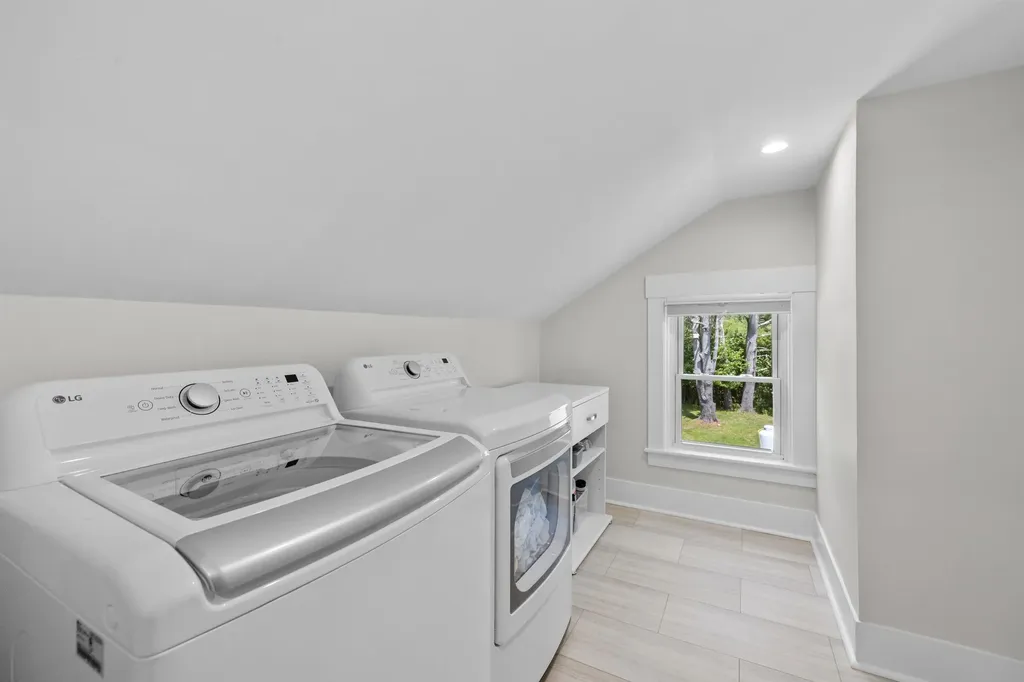 358 Valley Road Sullivan NH 03445