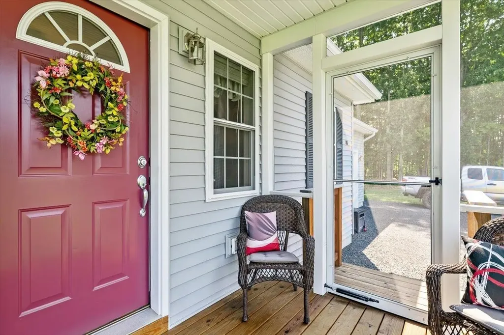 85 Dubuque Drive Grand Isle VT 05458