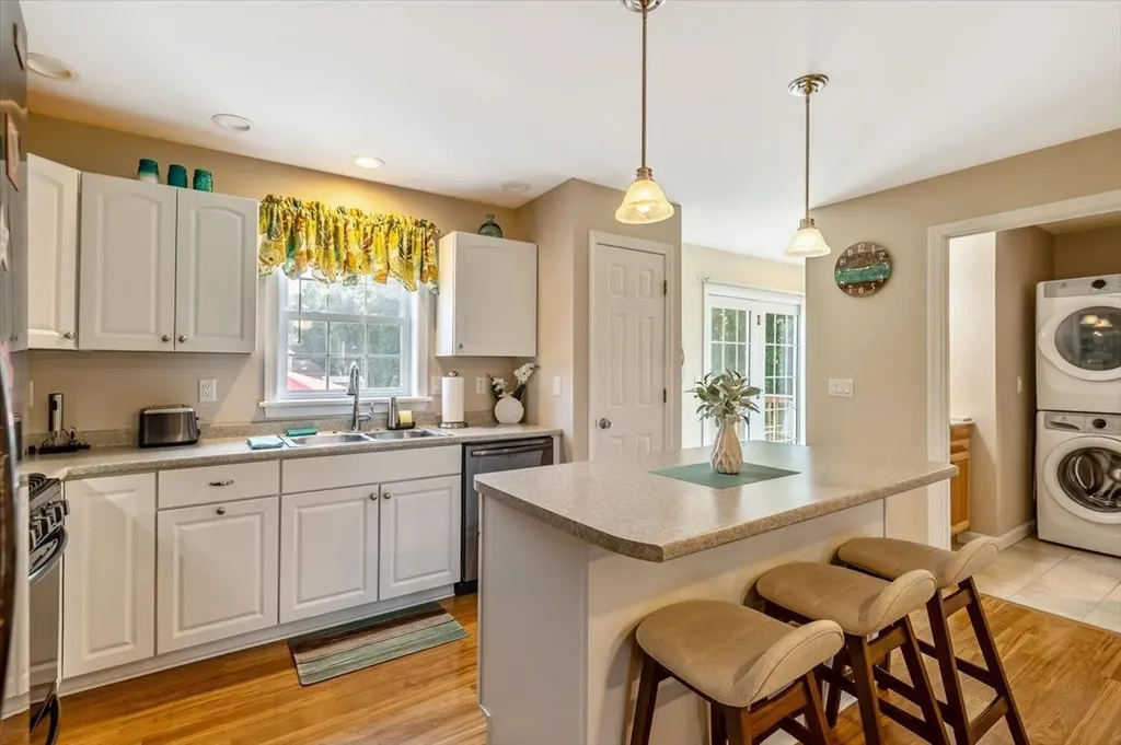 85 Dubuque Drive Grand Isle VT 05458