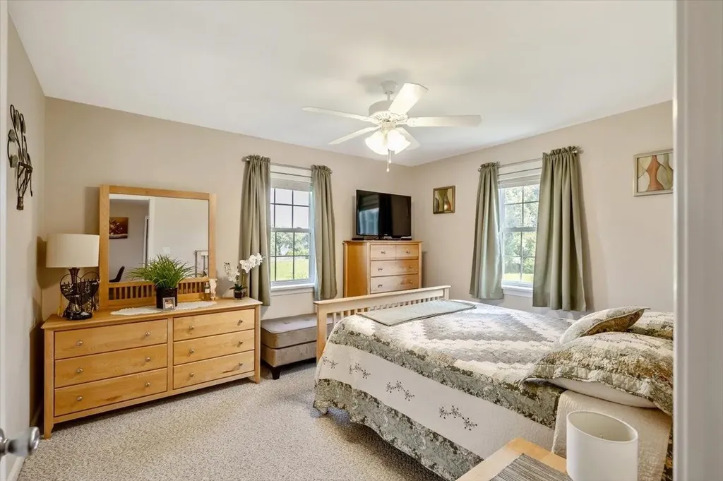 85 Dubuque Drive Grand Isle VT 05458