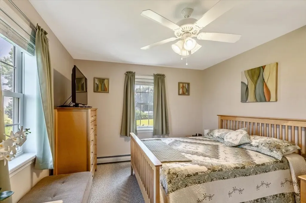 85 Dubuque Drive Grand Isle VT 05458