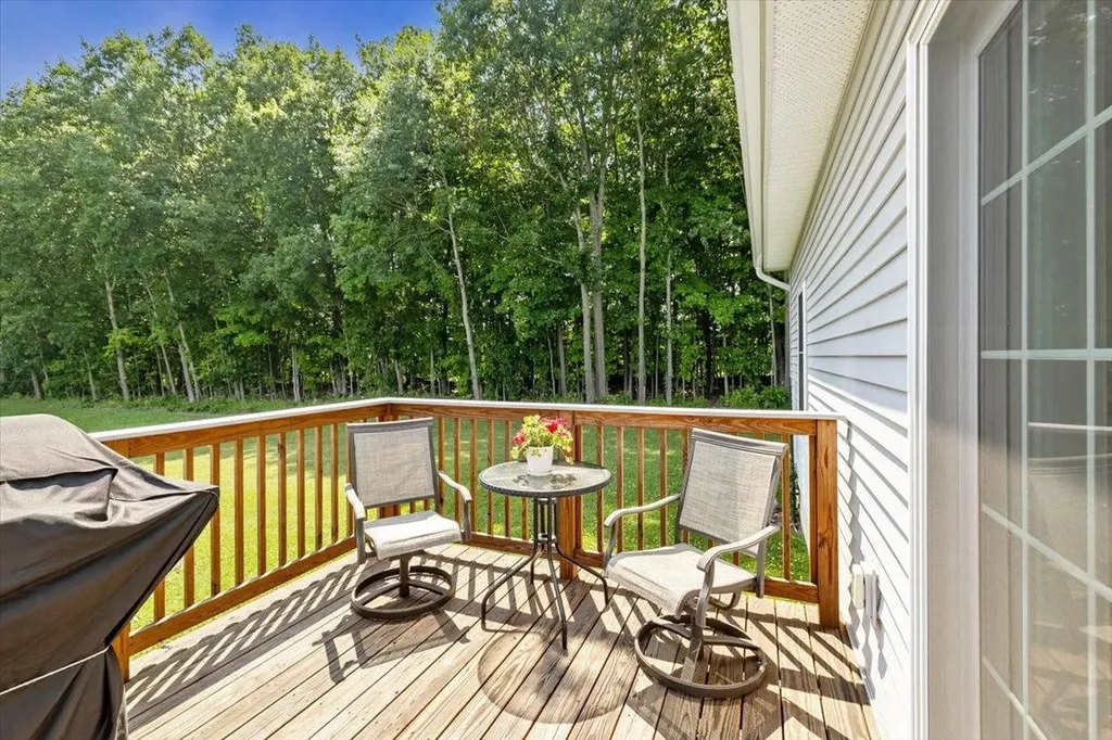 85 Dubuque Drive Grand Isle VT 05458