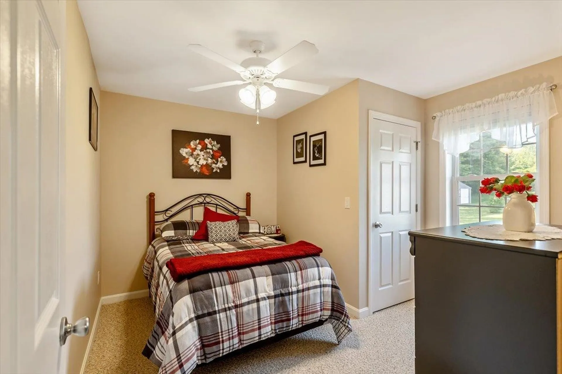 85 Dubuque Drive Grand Isle VT 05458