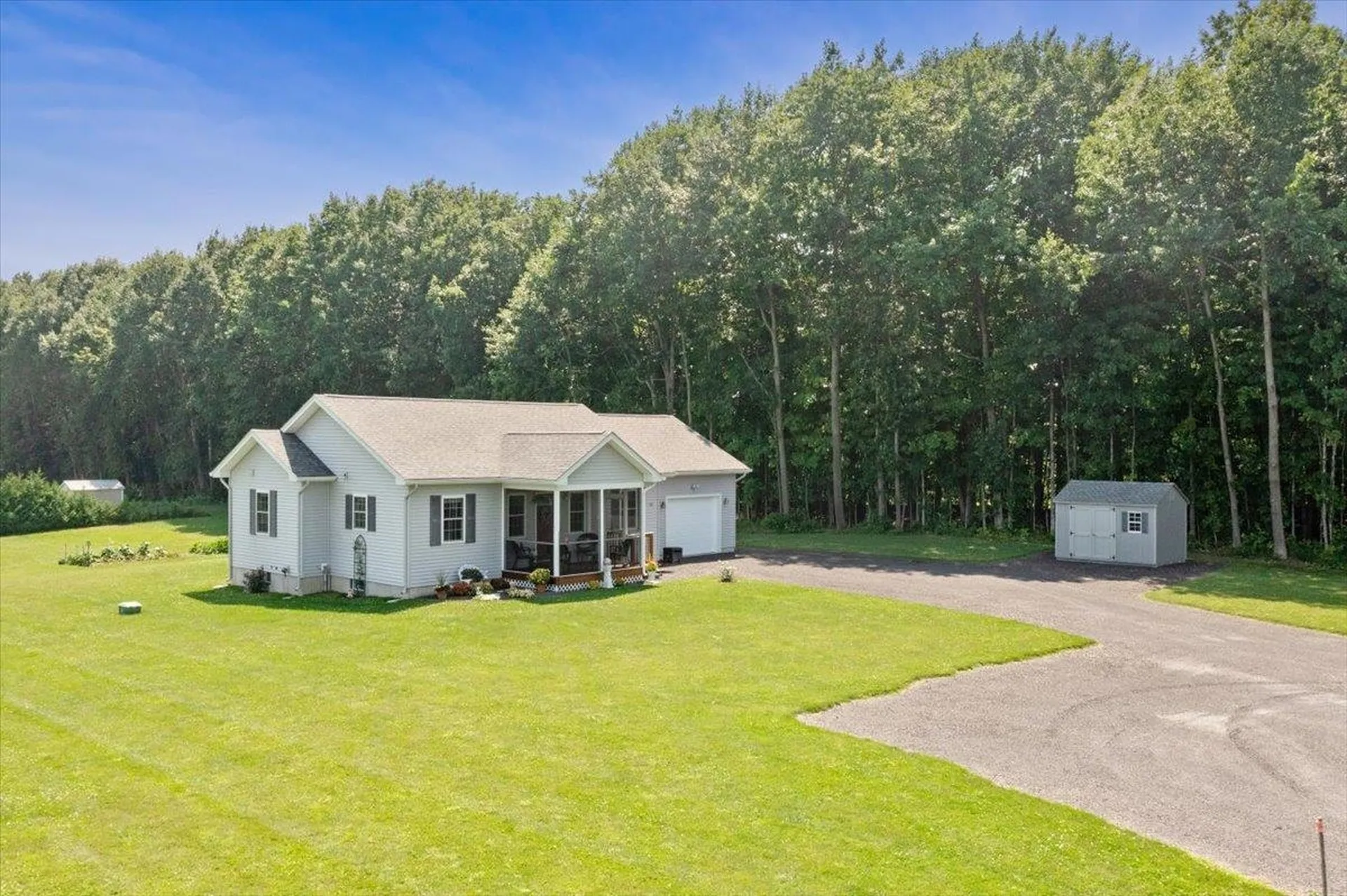 85 Dubuque Drive Grand Isle VT 05458