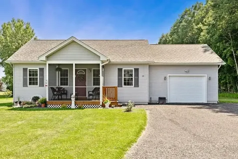 85 Dubuque Drive Grand Isle VT 05458