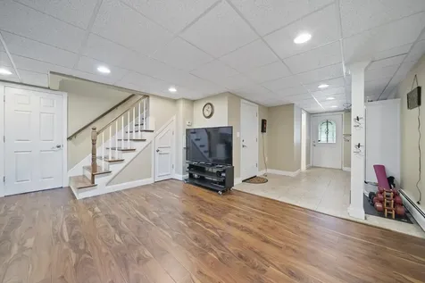 147 Huse Road Manchester NH 03103