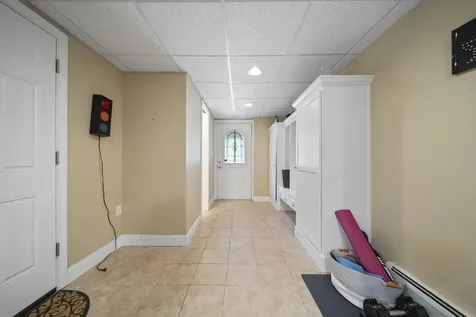 147 Huse Road Manchester NH 03103