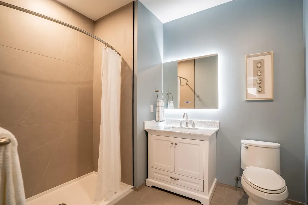 99 Foundry Place Portsmouth NH 03801