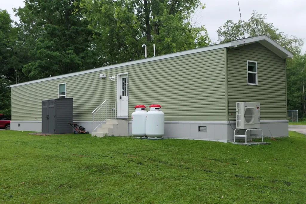 23 Virginia Lane Highgate VT 05459