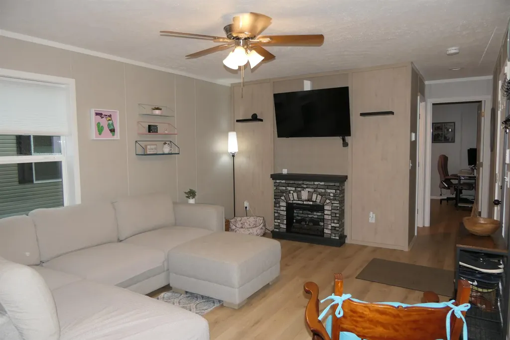 23 Virginia Lane Highgate VT 05459