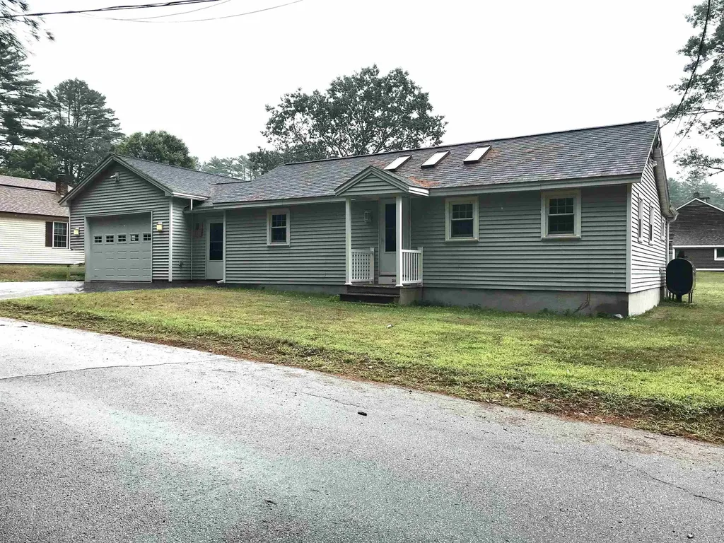 20 Lark Street Franklin NH 03235