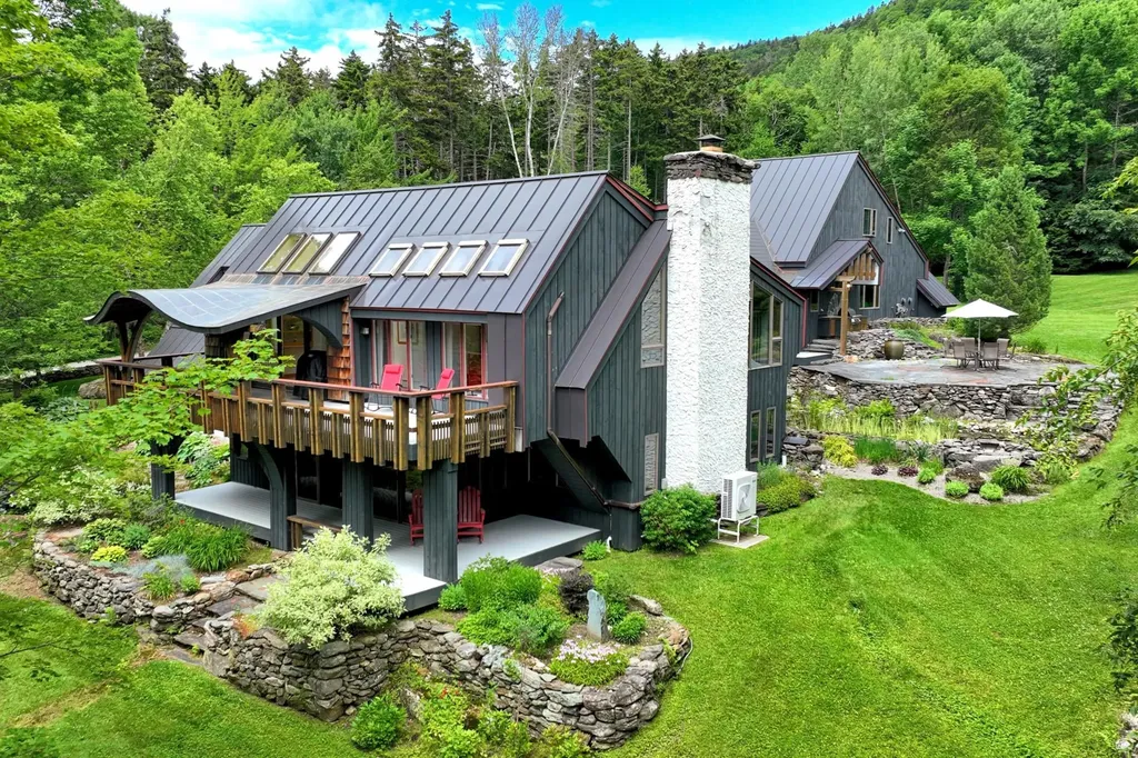 1588 Austin Hill Road Rochester VT 05767
