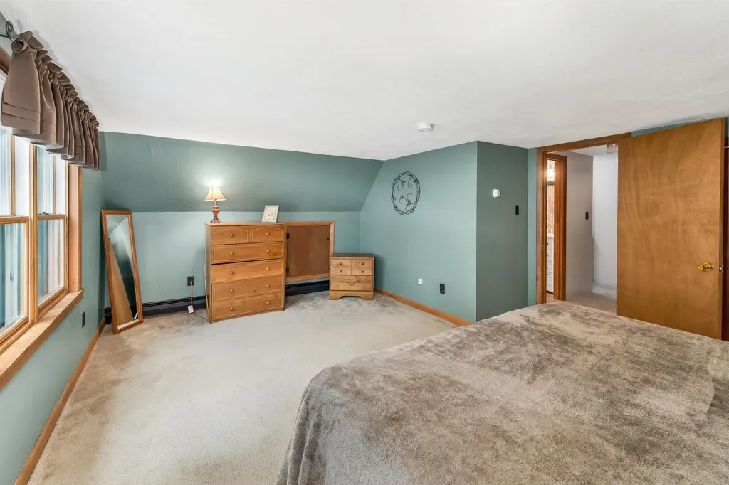 59 Coons Point Road Belmont NH 03220