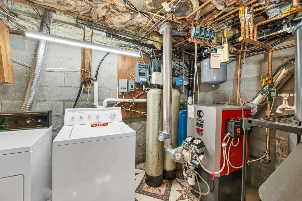 59 Coons Point Road Belmont NH 03220