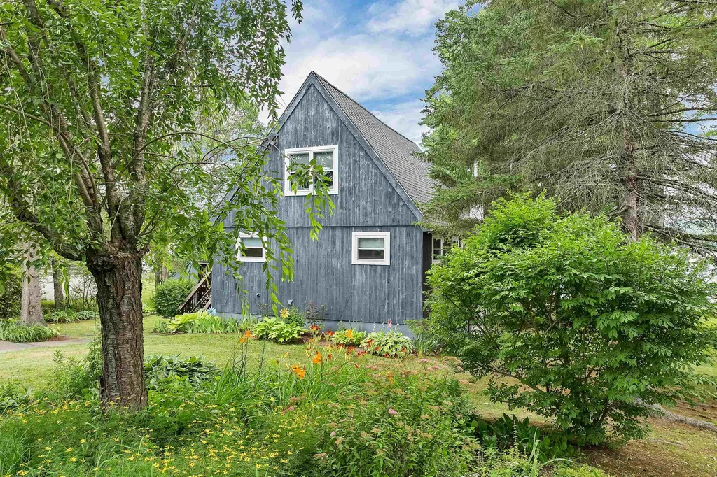 59 Coons Point Road Belmont NH 03220