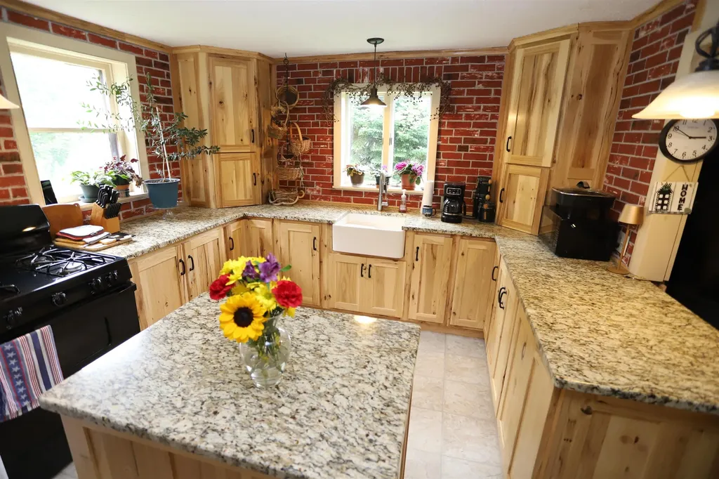 21 Rice Farm Lane Brownington VT 05860