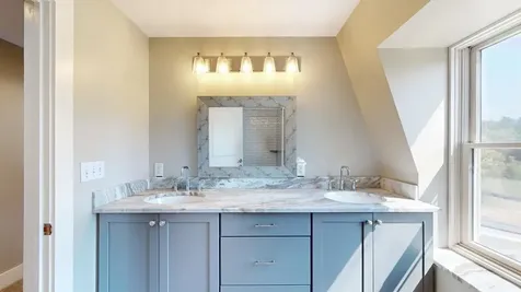 573 South Munger Street Middlebury VT 05753