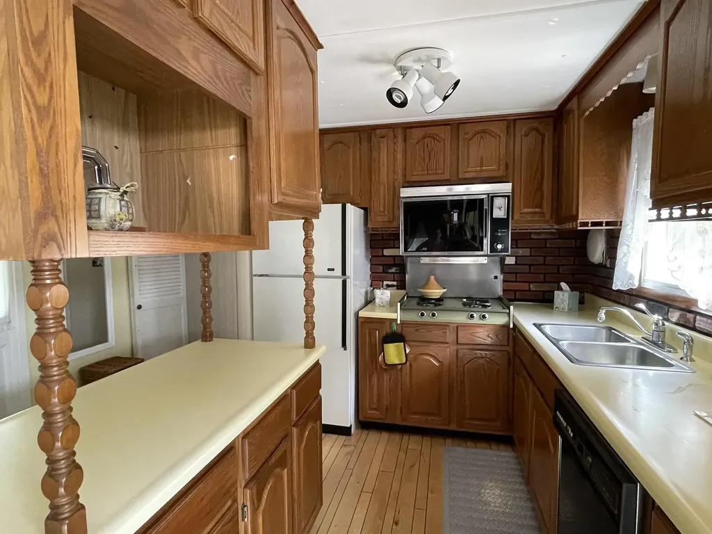 138 Hubbard Pond Road New Ipswich NH 03071
