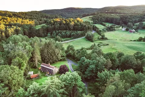 75 Hatley Road Hartford VT 05001