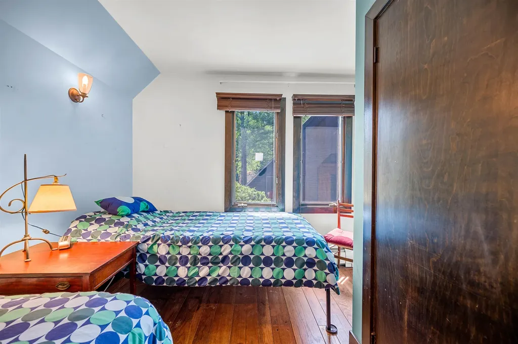 4623 Battleground Road Fayston VT 05673