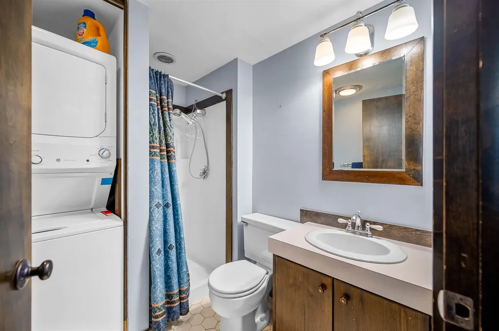 4623 Battleground Road Fayston VT 05673