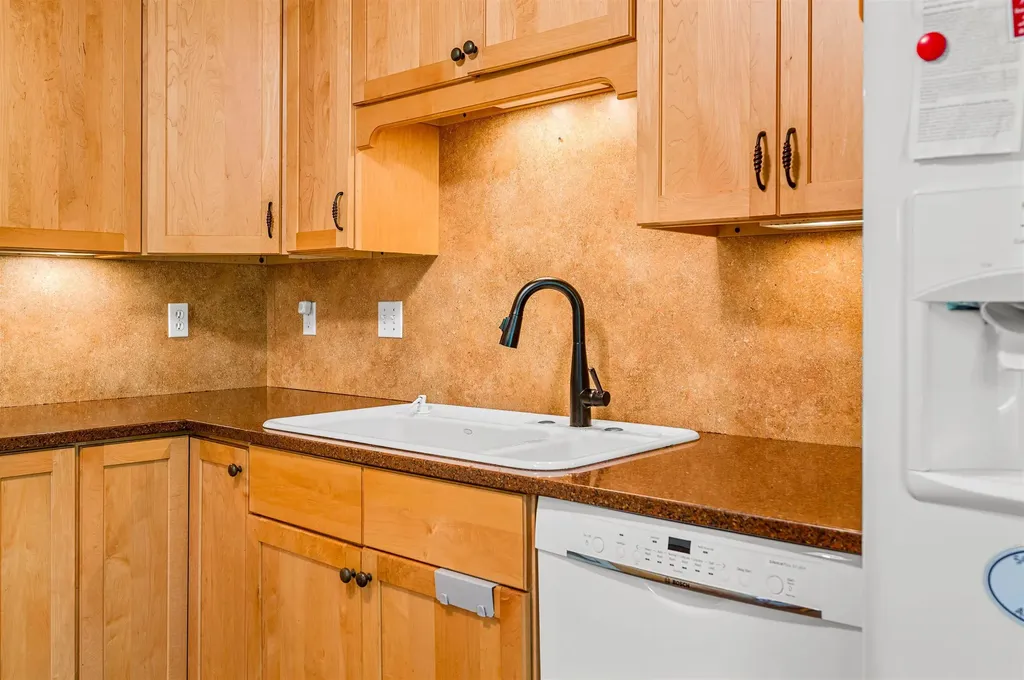 4623 Battleground Road Fayston VT 05673