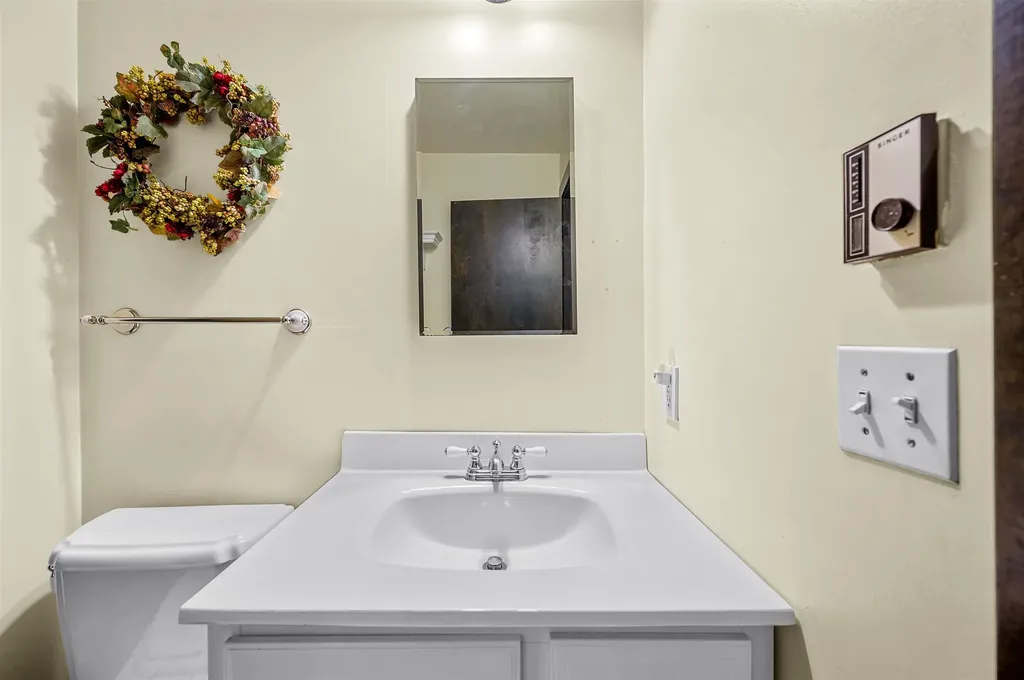 4623 Battleground Road Fayston VT 05673