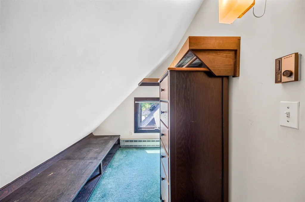 4623 Battleground Road Fayston VT 05673