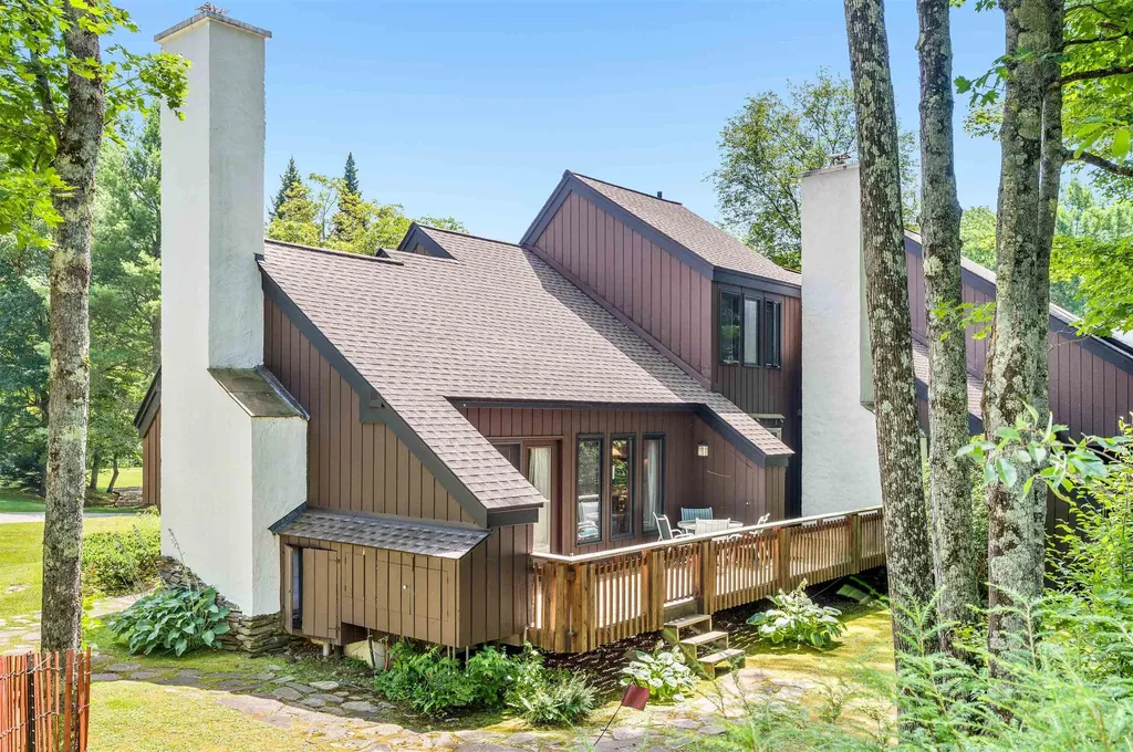 4623 Battleground Road Fayston VT 05673