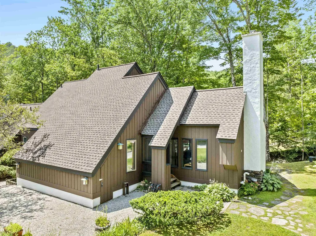 4623 Battleground Road Fayston VT 05673