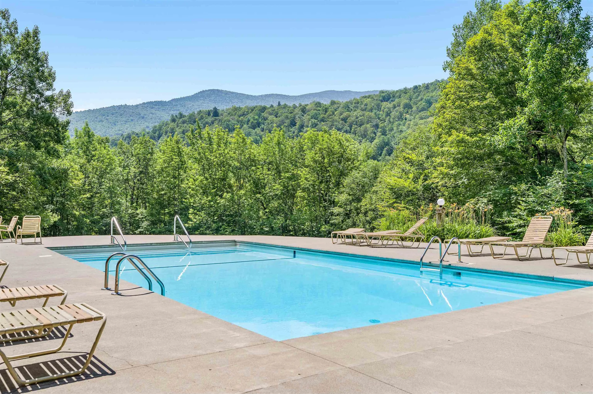 4623 Battleground Road Fayston VT 05673