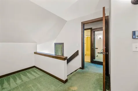 4623 Battleground Road Fayston VT 05673