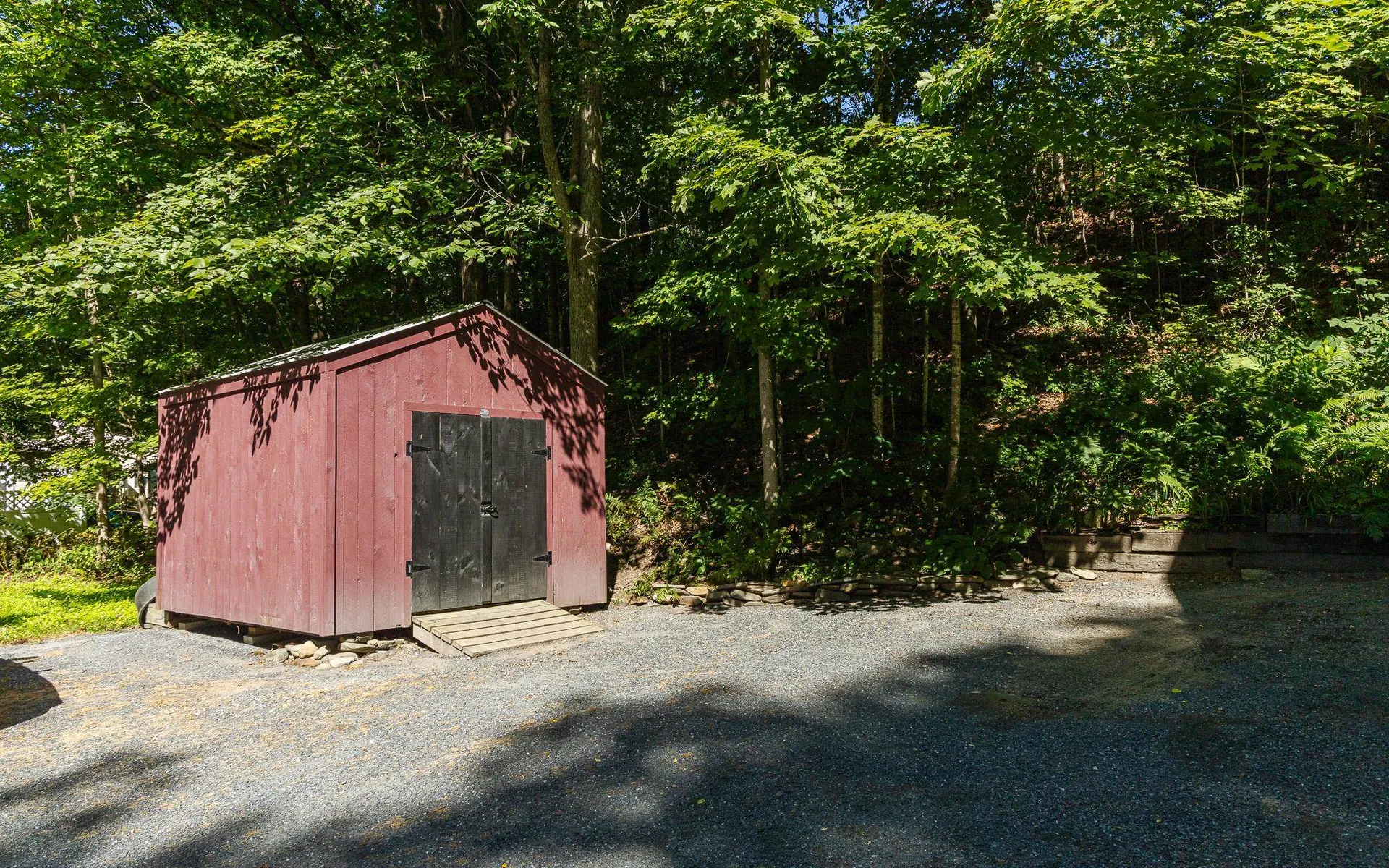 32 Summer Street Alstead NH 03602
