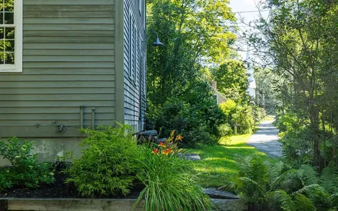 32 Summer Street Alstead NH 03602