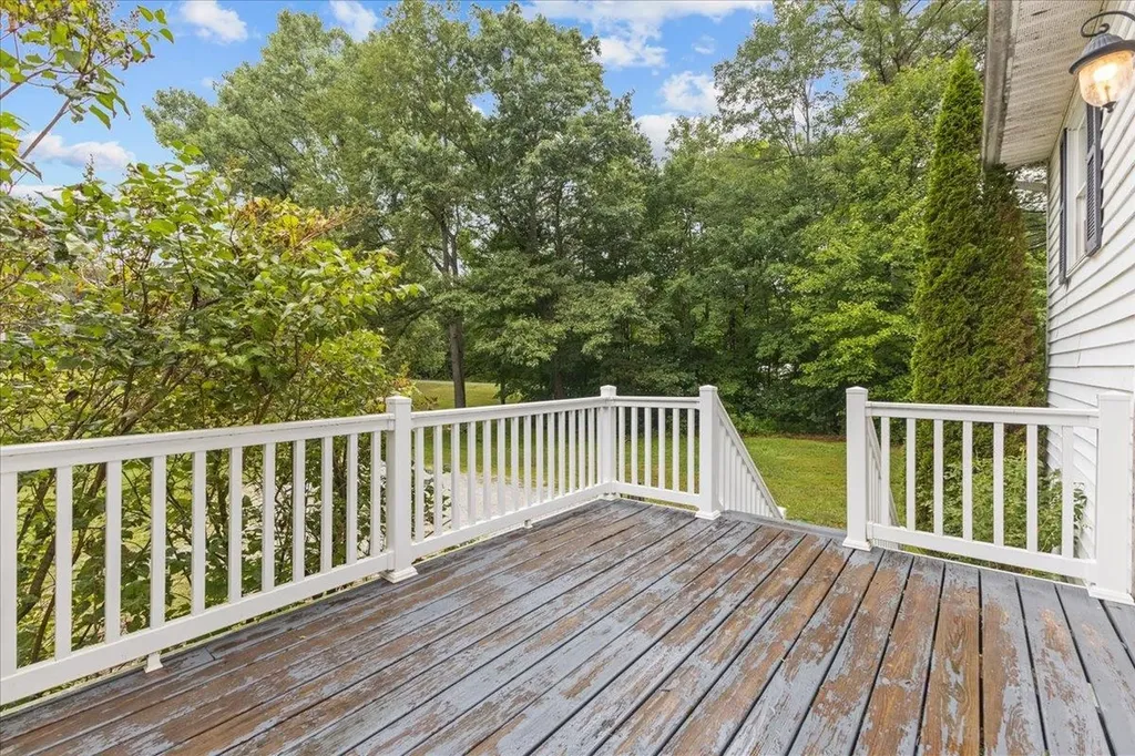 645 Sandy Birch Road Georgia VT 05468