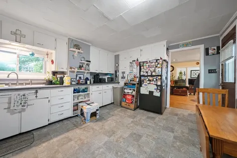 9 High Street Claremont NH 03743