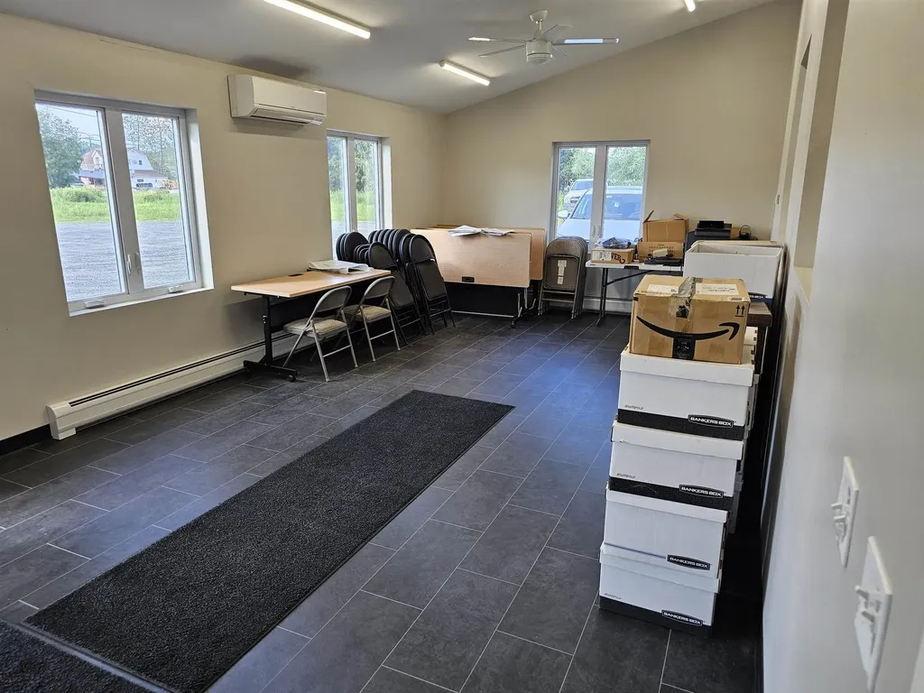 1868 Rt-16 Hardwick VT 05843