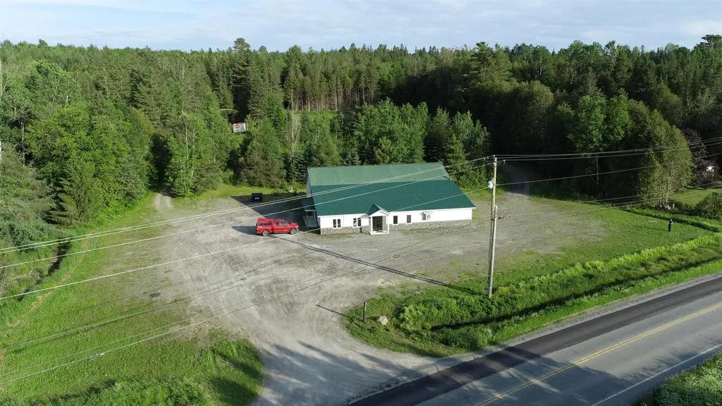 1868 Rt-16 Hardwick VT 05843