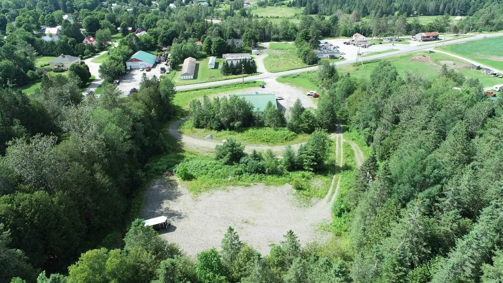 1868 Rt-16 Hardwick VT 05843