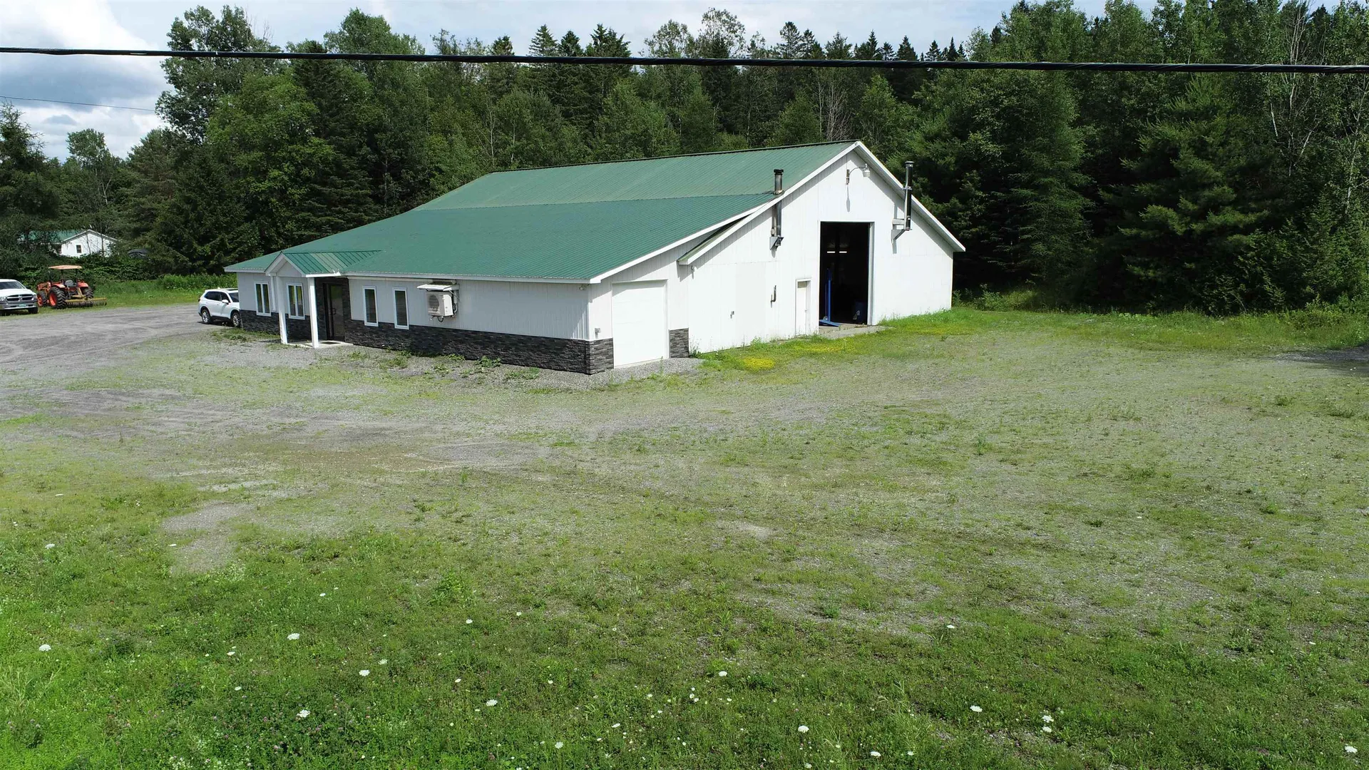 1868 Rt-16 Hardwick VT 05843