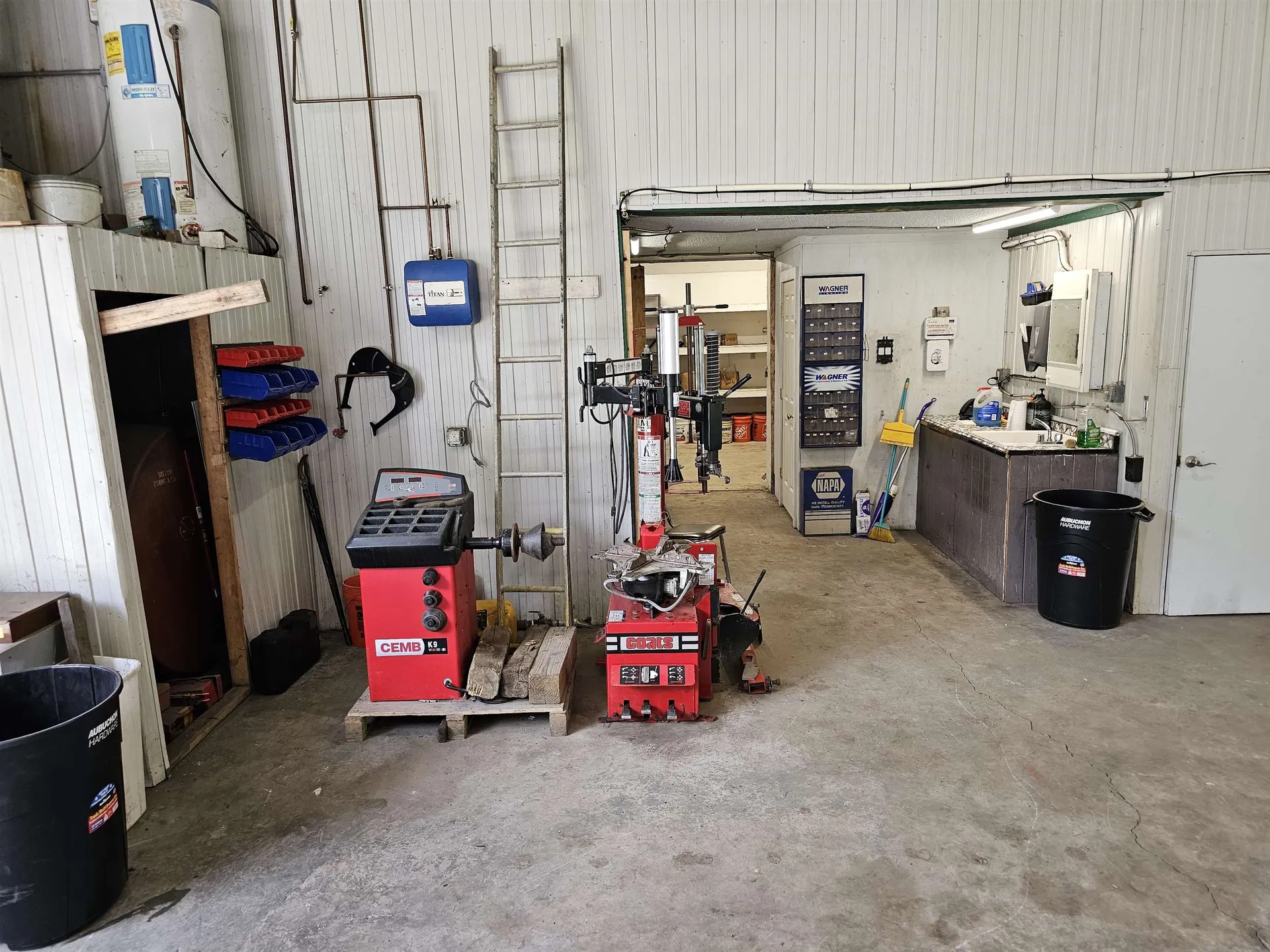 1868 Rt-16 Hardwick VT 05843